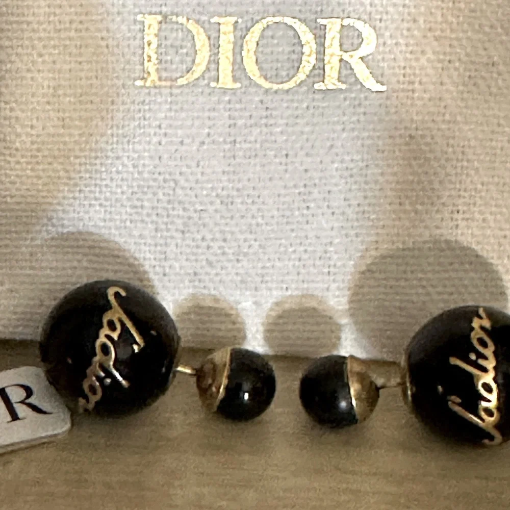 CHRISTIAN DIOR 
Metal J'Adior Mise En Dior Tribal Earrings Black - Picture 5 of 16